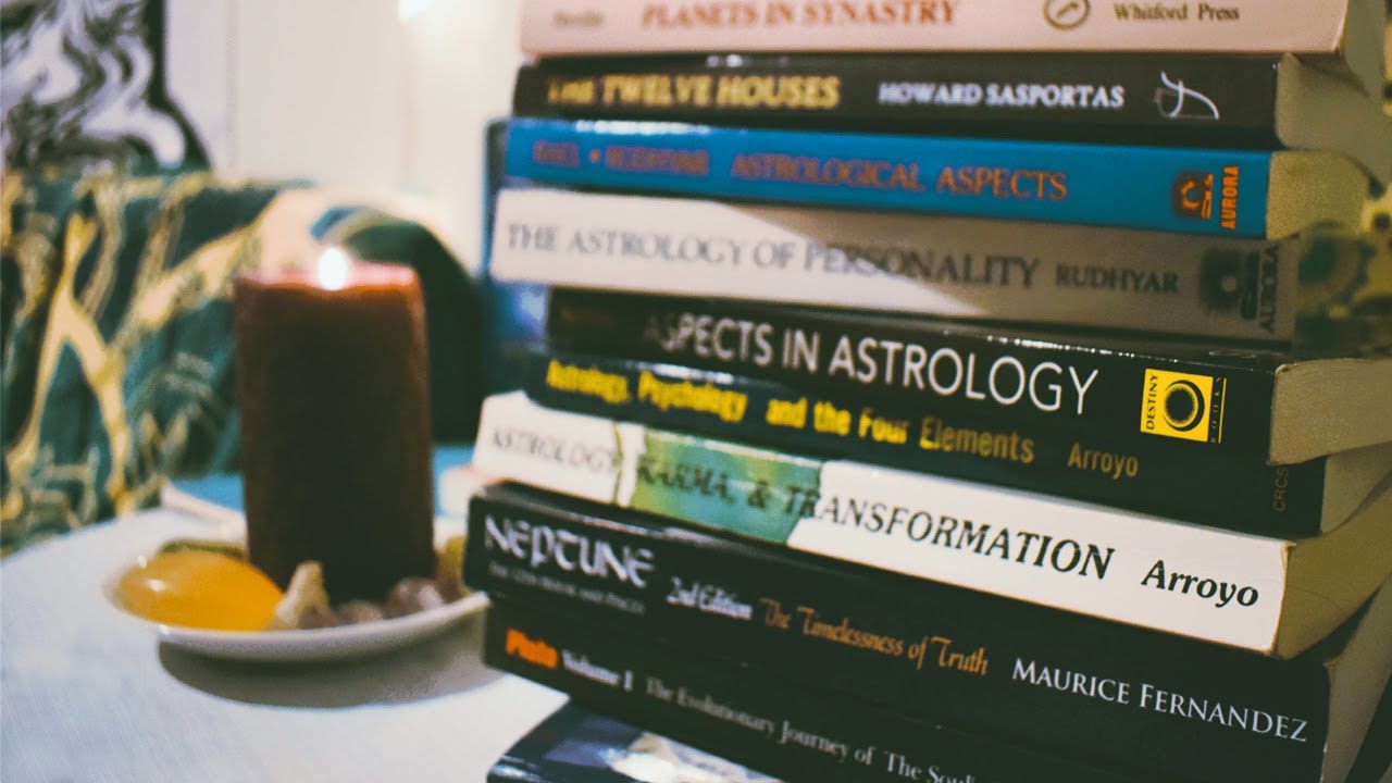 Astrology Books I Read and Recommend! (or not) 📚💜 \\ Zodiac Books