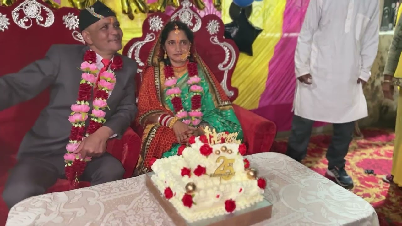 आज गया 25वीं सालगिरा मे  आखिर कार क्यों आने लगे इतने ज्यादा लोग रात की होली मे  