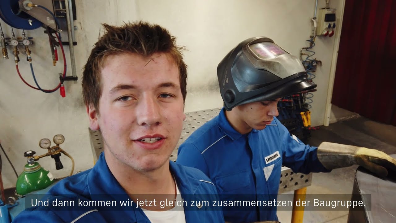 Auszubildende bauen selber eine Sandstrahlkabine | Einblicke in die Liebherr technische Ausbildung