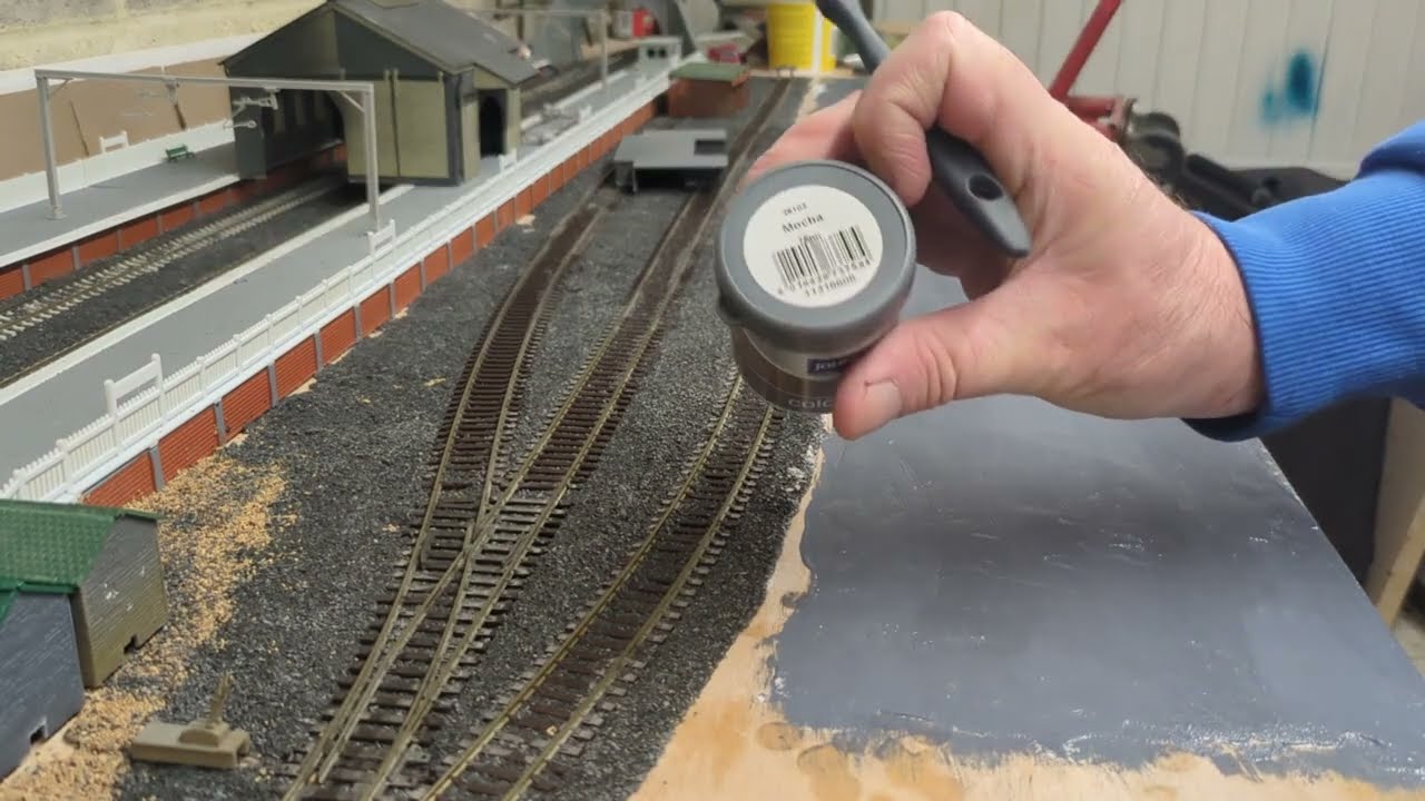 Mulberry Junction painting filler plus starting the allotments 06 December 2025 Video 70