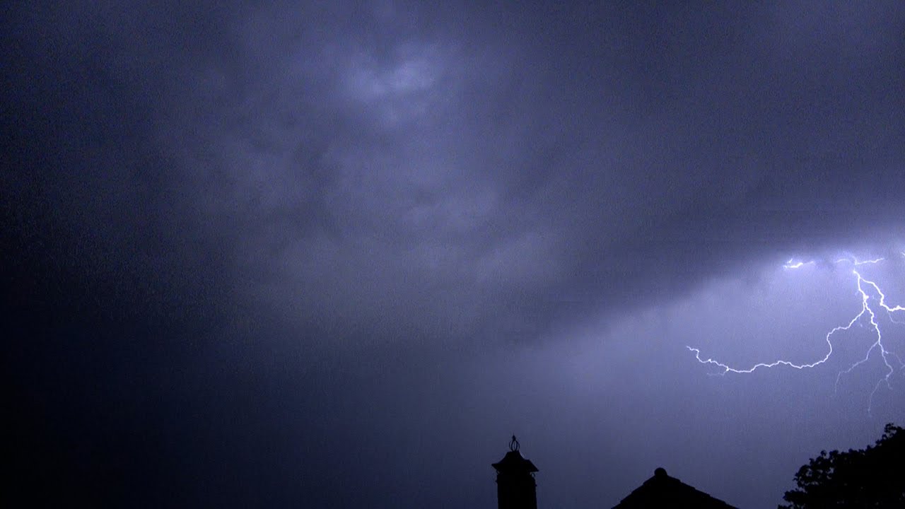 Onweer Heiloo | 31 mei 2022 | Kleine onweersbui!