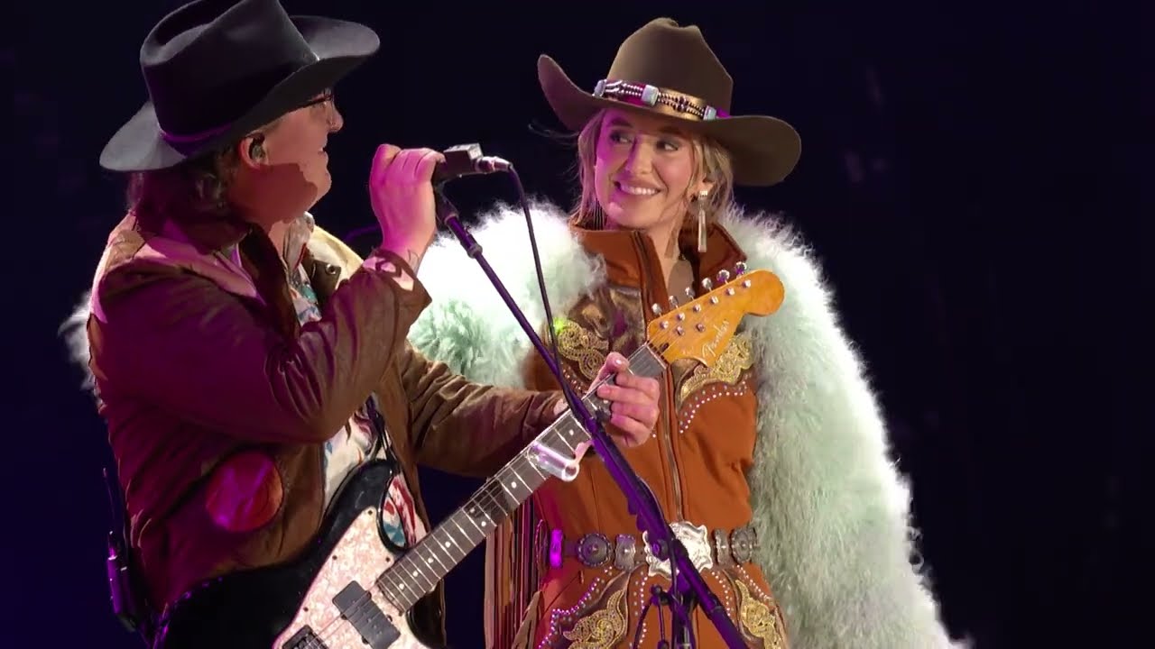 Lainey Wilson - 4x4xU (New Year's Eve Live: Nashville's Big Bash 2025 Performance)