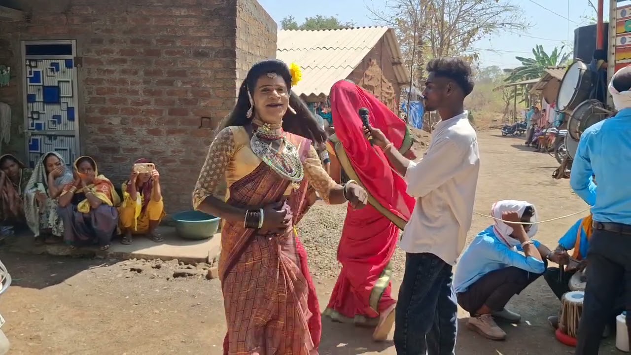 Ravita Kumari And Rita Kumari ka Mashoor Rodali pe dance 🪩🪩