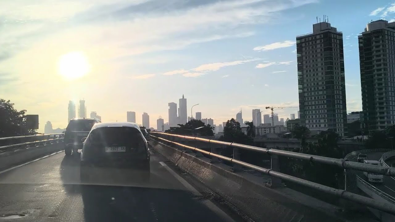 Tol tomang dari arah merak