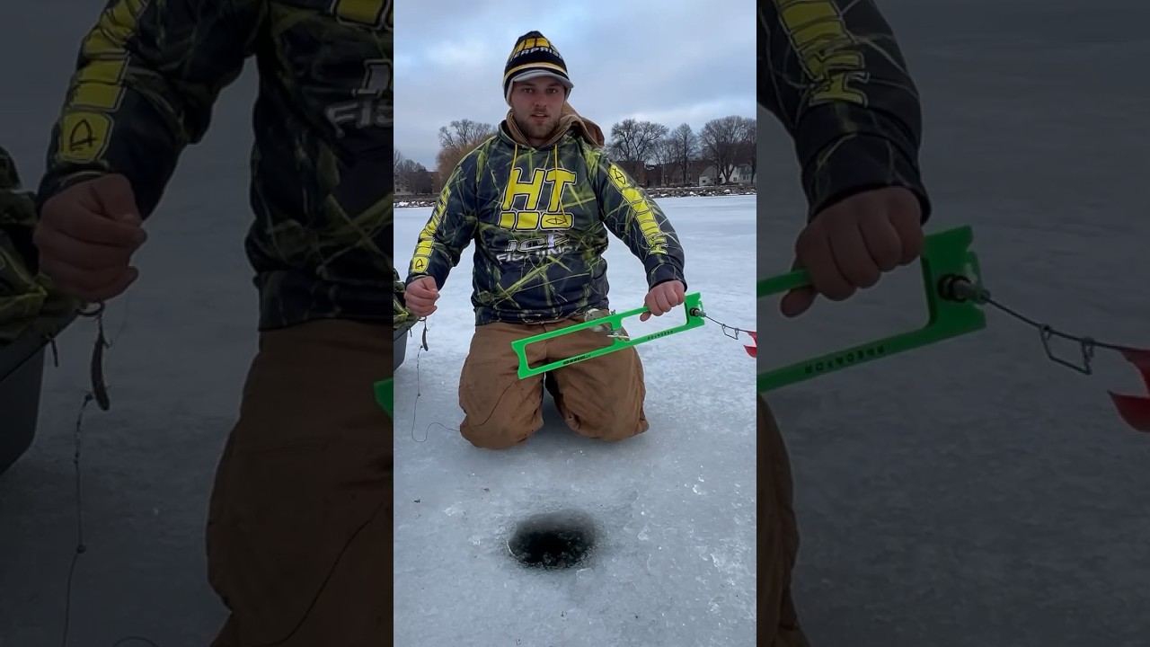 🎥HT Field Staff Hunter Grams sets up his HT Predator Tip-Up🧊🎣 #icefishing #tipup #fishon #icefish