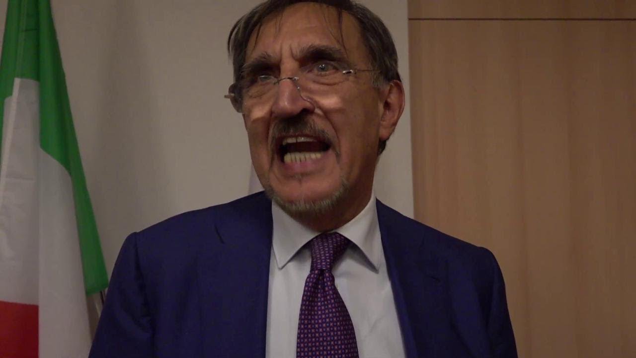 Caso Cucchi, La Russa non chiede scusa: ''Rispetto la sorella ma difendo i Carabinieri''