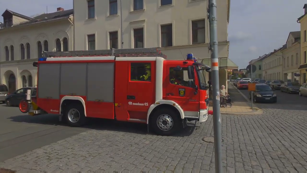 🚨🚒💨🔥[Brand im Rathaus Oelsnitz] Schauübung der FF Oelsnitz /150Jahre Feuerwehr Oelsnitz 
