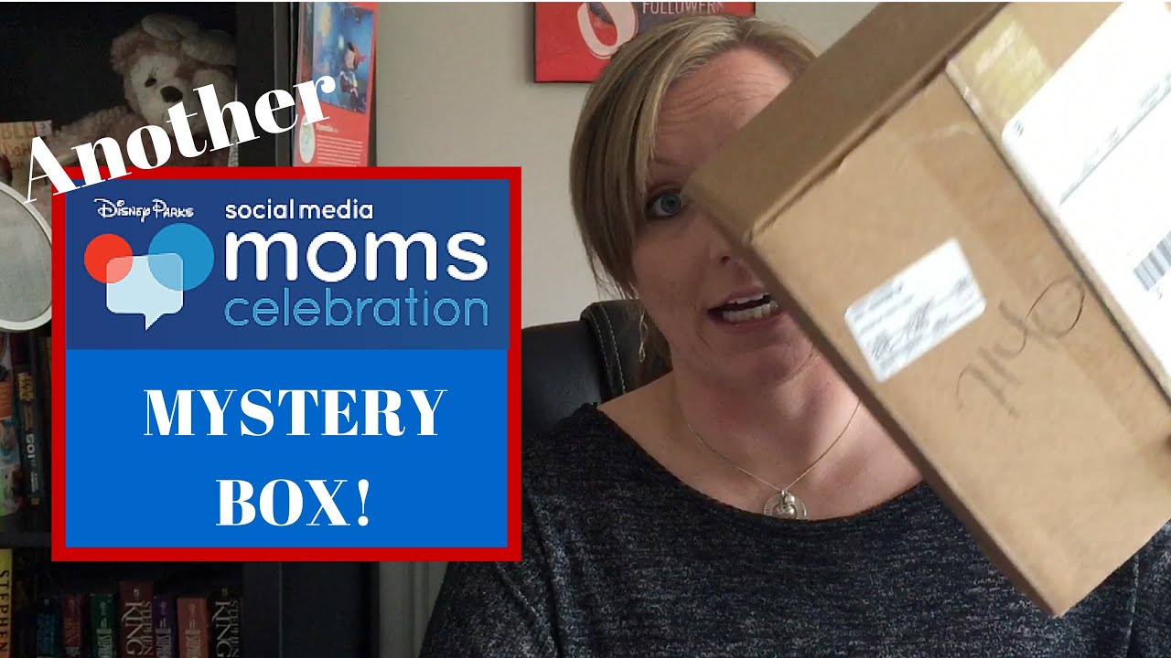 #DisneySMMC Surprise Unboxing (and Must-Have Apps for Disney Fans!)