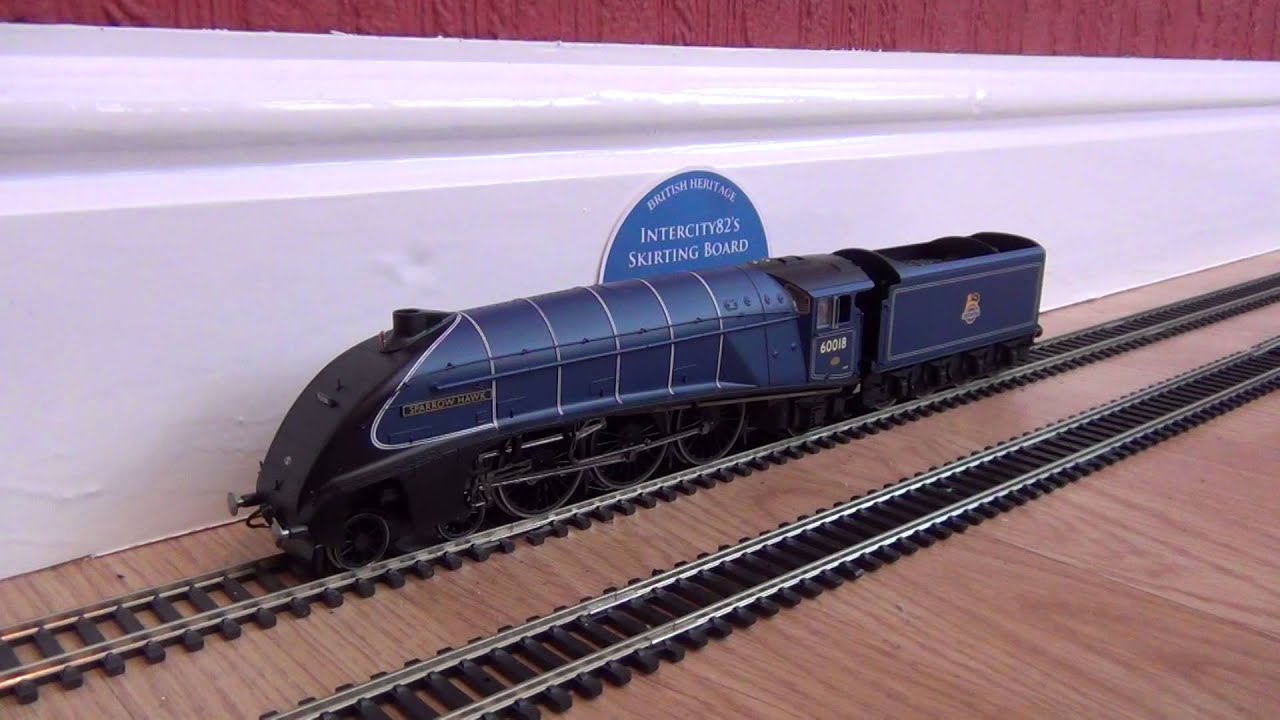 Opening the A4 DCC Sound 'Sparrowhawk' by Hornby