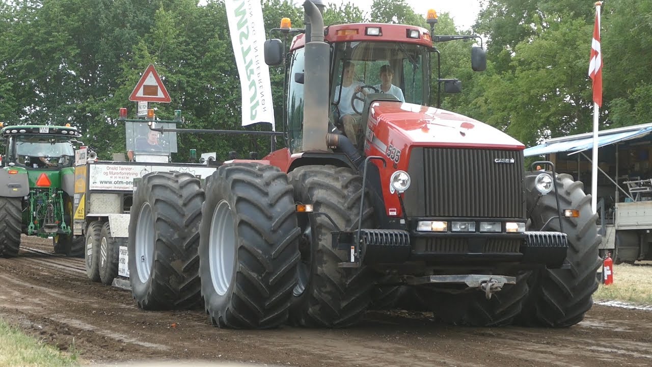 Case IH 535 Steiger Pulling The Heavy Sledge at Kjærgaard Pulling Arena | Tractor Pulling DK