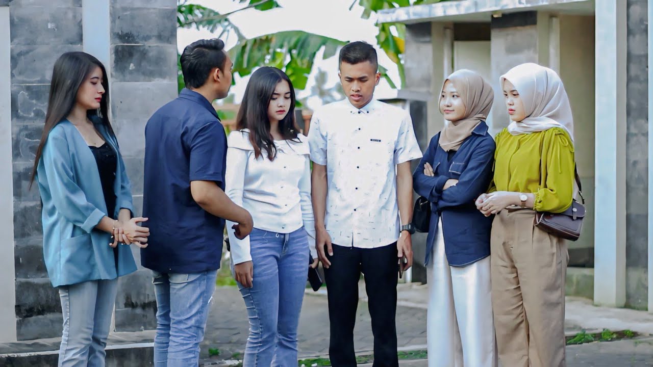 SEMUA ORANG TAK PERCAYA MELIHAT WANITA YANG DIREMEHKAN DIANGKAT JADI ASISTEN UTAMA OLEH BOS TERKAYA