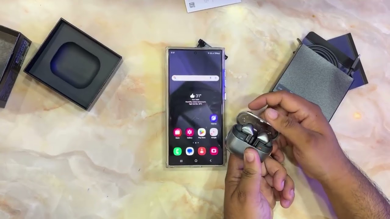 Unboxing Galaxy Buds 3 Pro!