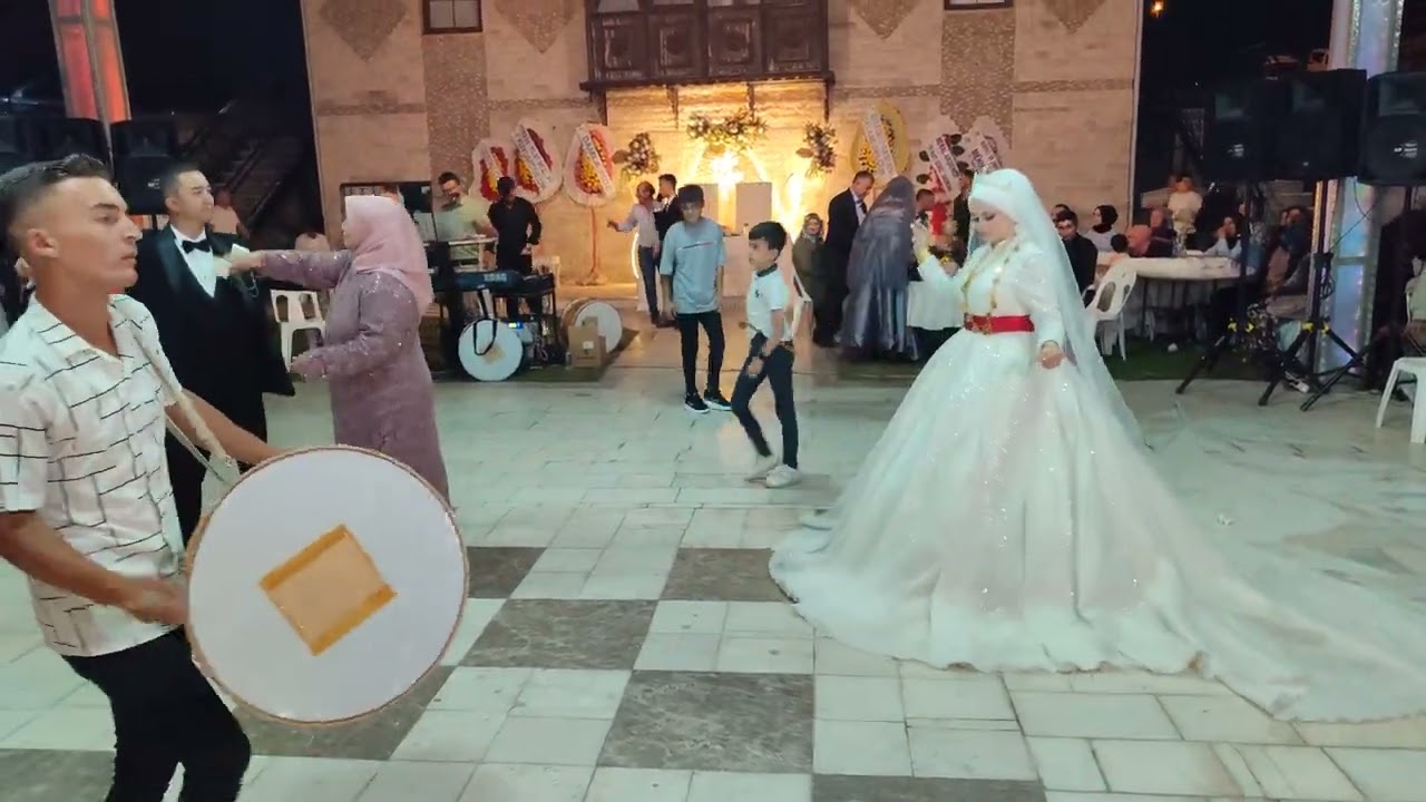 DEMİRCİ'DE NİHAL AHMET SEVİMLİ çiftinin düğün töreninden görüntüler