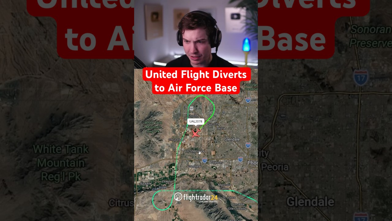 Рейс United совершил посадку на авиабазе ВВС