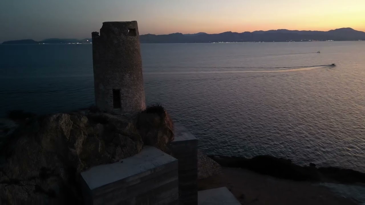 Cagliari dopo il tramonto