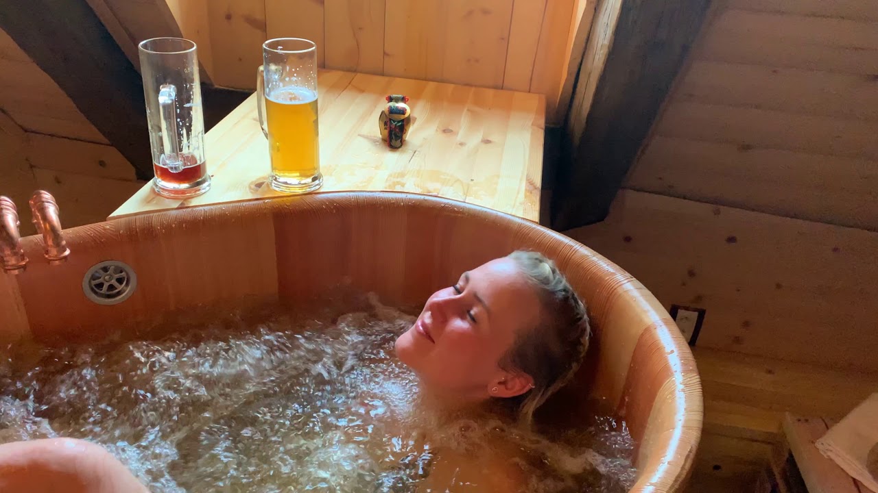 Beer spa Loket,  Loket pivni lazne, Bierbad in Loket, Пивные ванны в г. Локет, Чехия