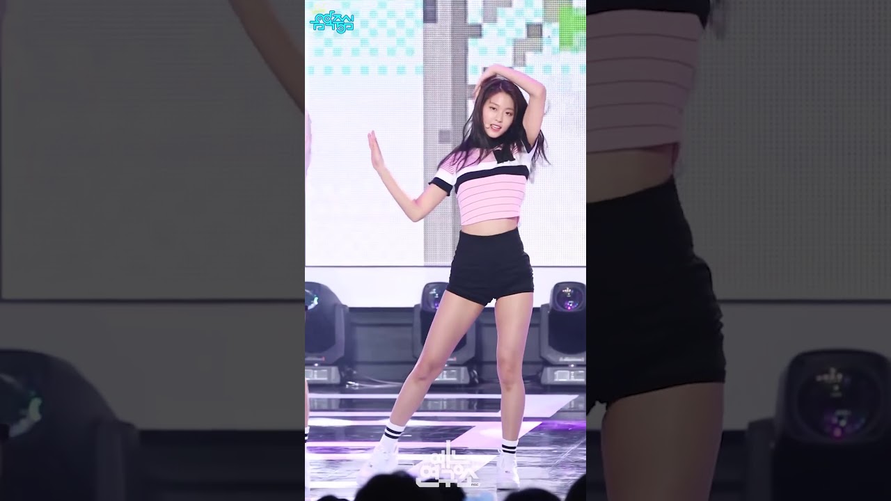 에이오에이 설현 직캠 교차편집 (Stage Mix) '빙글뱅글(Bingle Bangle)' (AOA Seol Hyun FanCam)