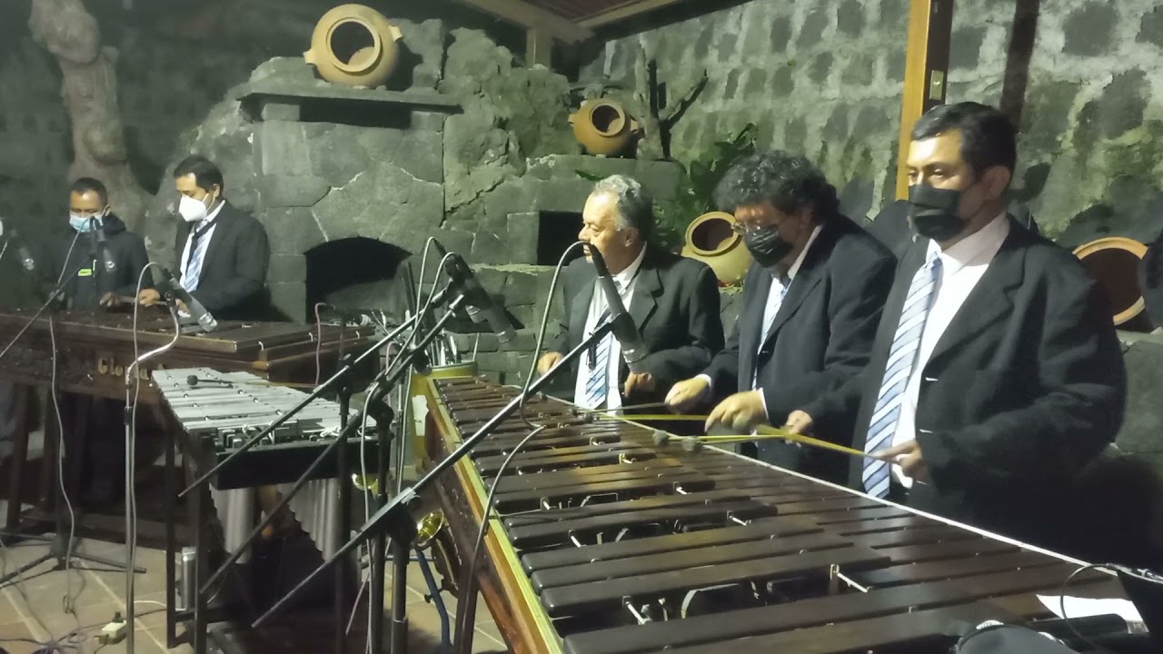 Alexander Marimba Gloria Tecpaneca