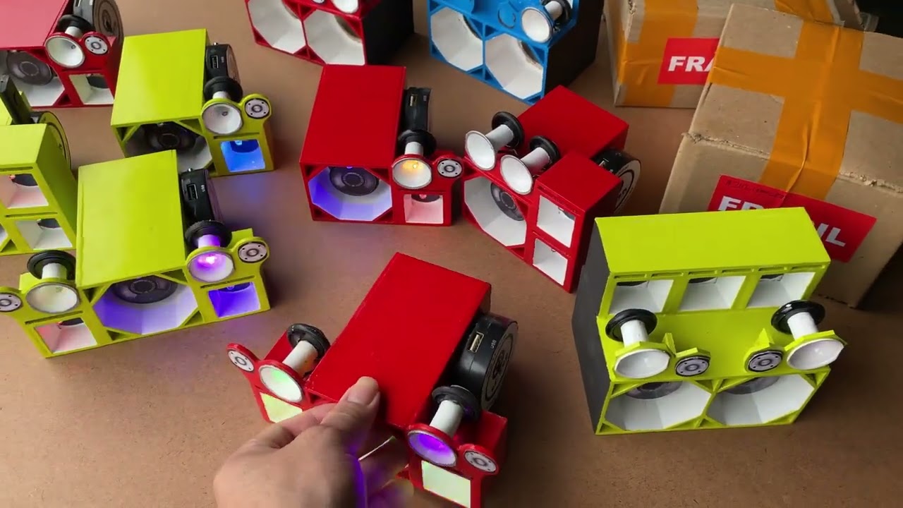 Mini paredão modelo porta malas e trio, bob todos a venda,100 reais