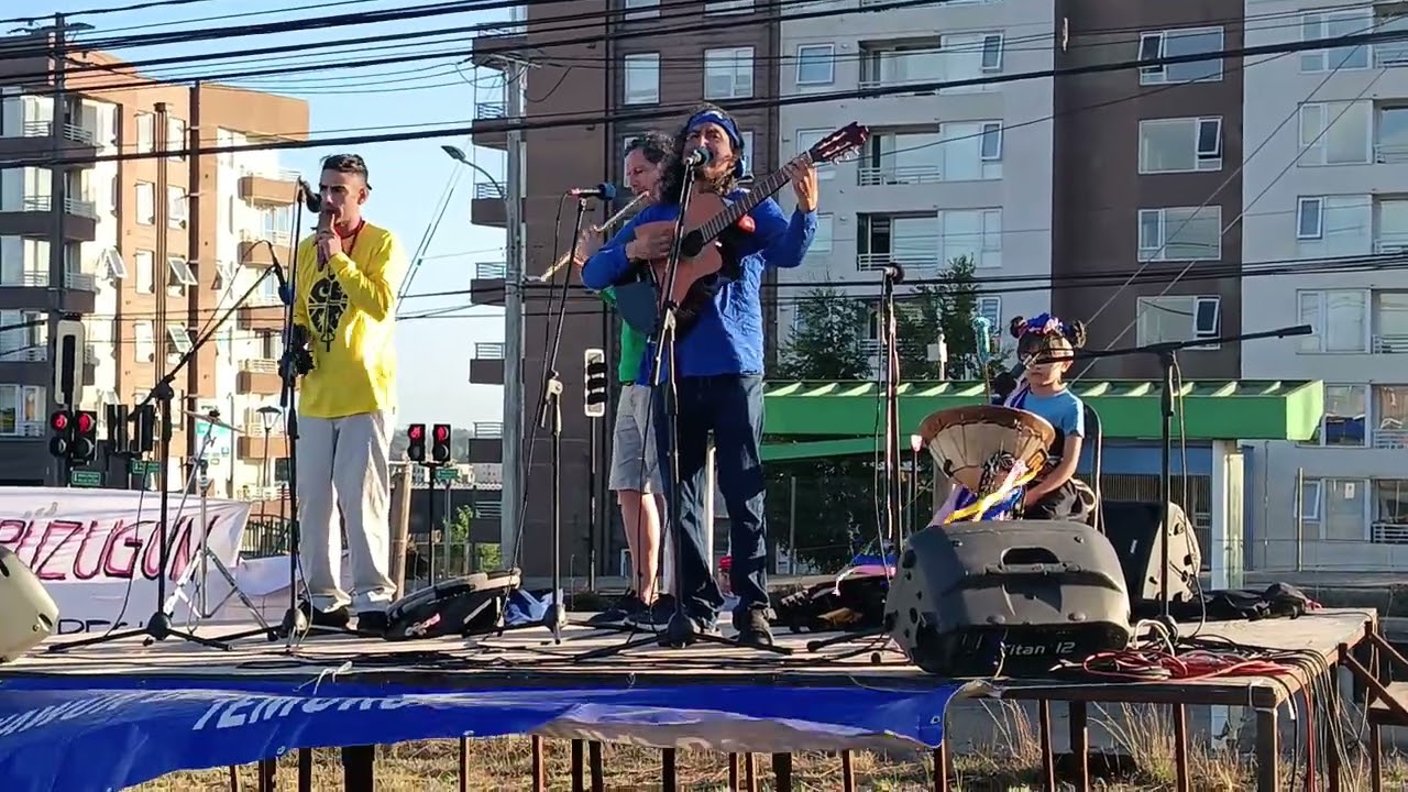 Grito emtre rejas en vivo - Janoweichafe. Hip hop mapuche 