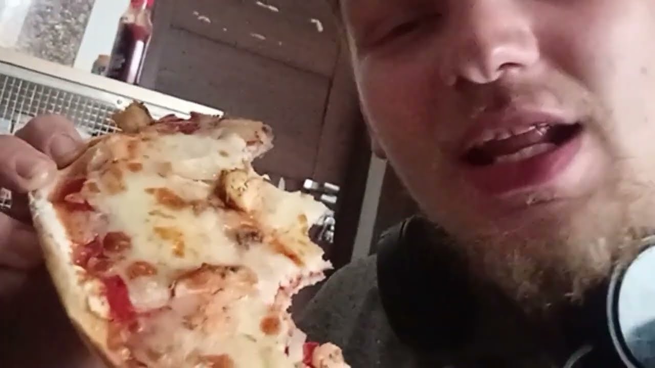 FLASZKOSKŁAT - CAŁA PIZDA NAPRZ&Oacute;T (DISS NA SAMOBIEŻNIE)