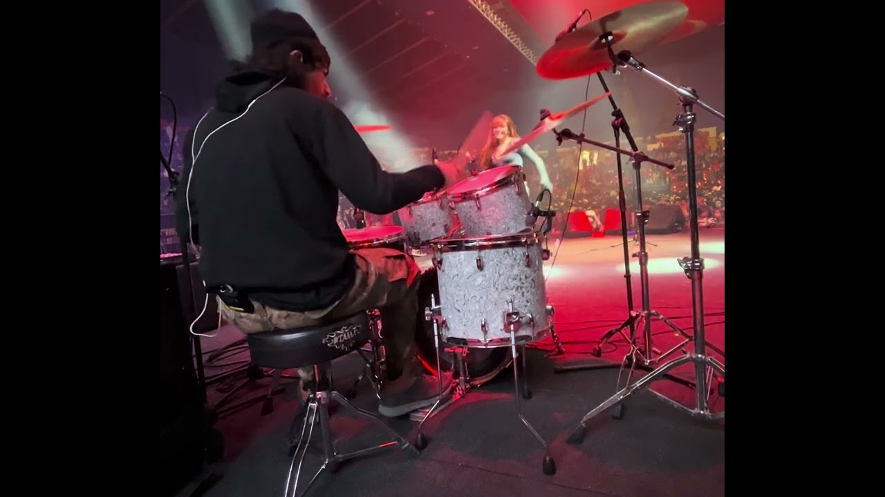Ayşegül Fırat  - Elfida Drum Cam Konser Live at AAALSENLİKANKARA