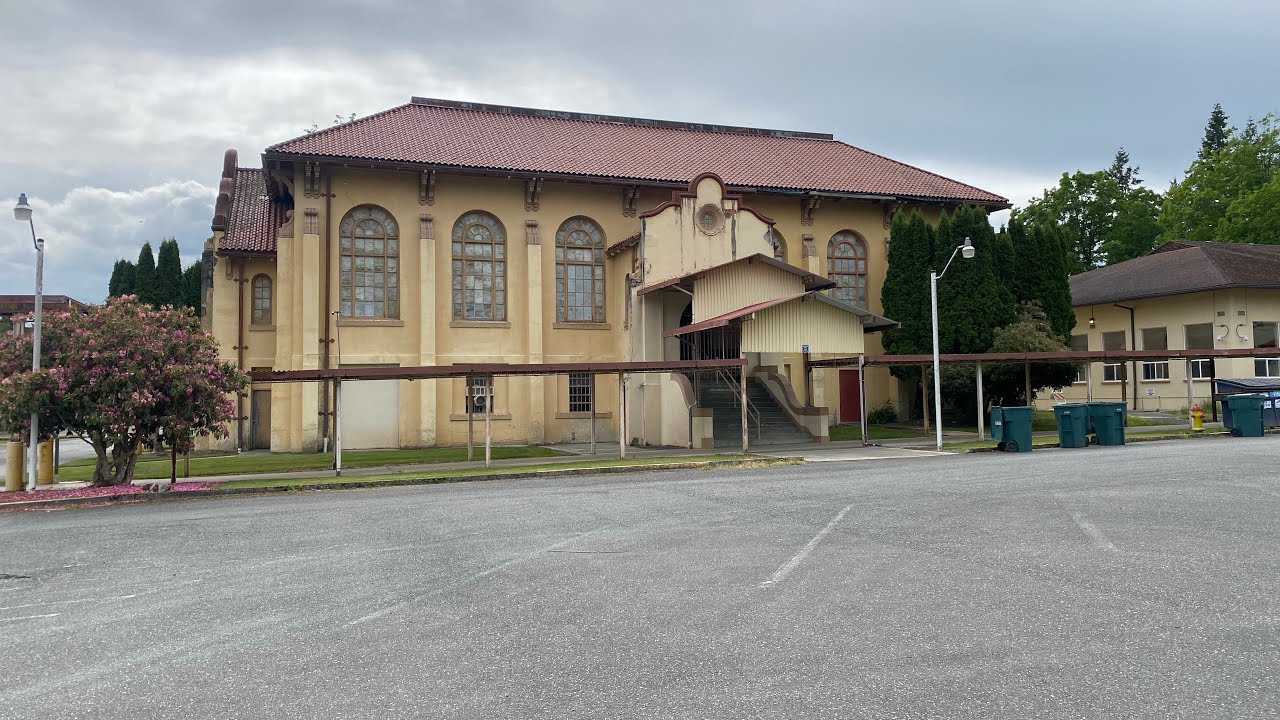 Exploring an Abandoned Asylum | Northern State Hospital