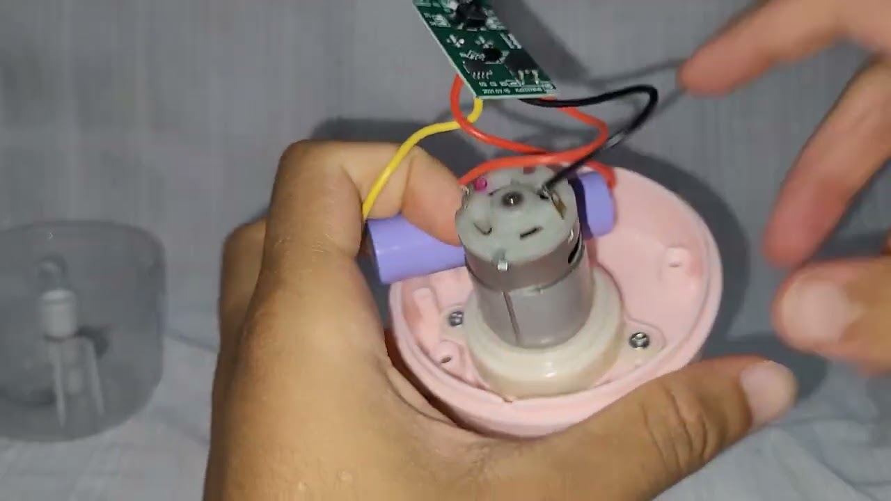 Consertando o mini triturador eletrico da shoppe com problema no carregamento - #videotutorial