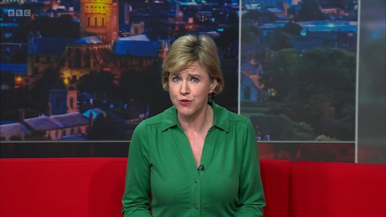 Blooper: Presenter apologises after BBC London appears during Look East