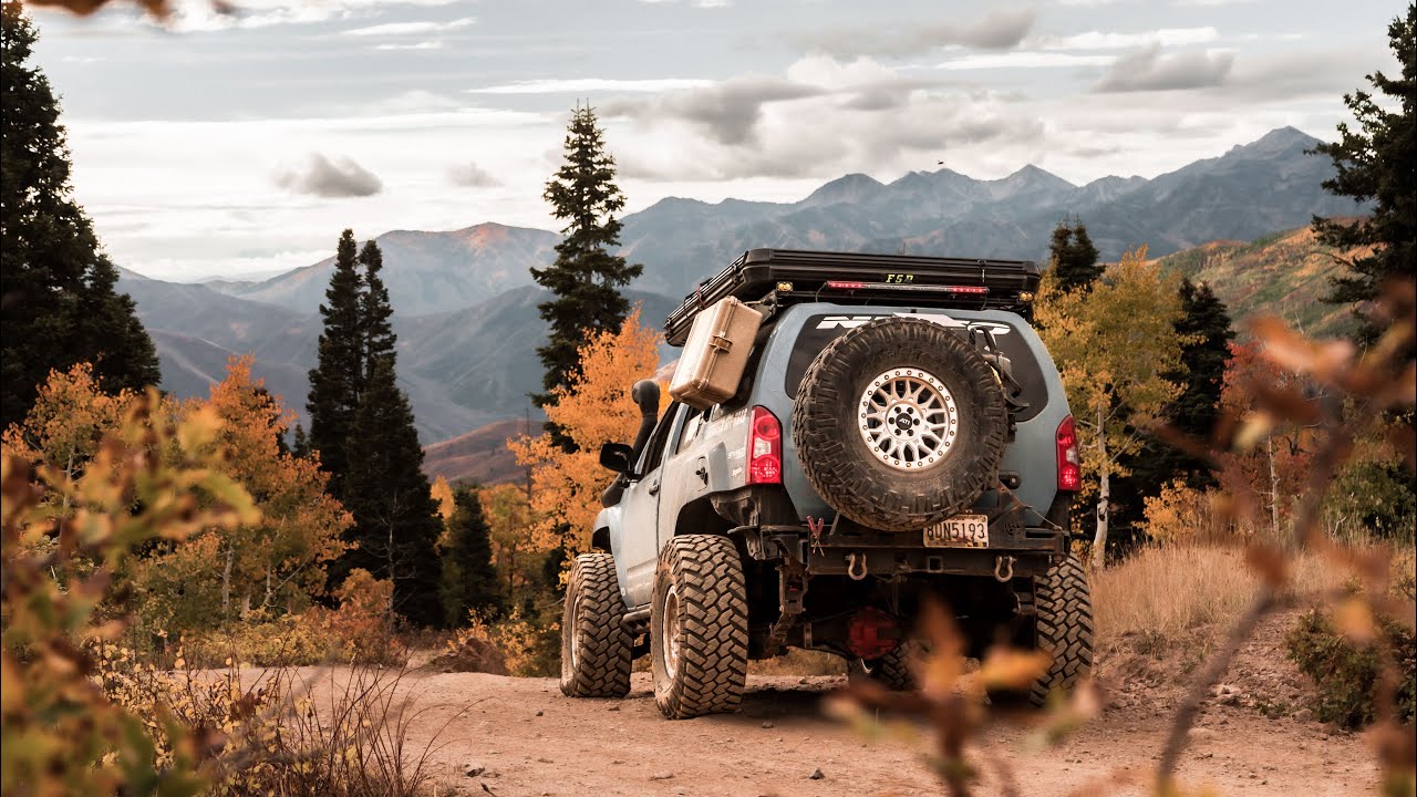 БЕЗУМНЫЕ ЦВЕТА ОСЕННЕЙ ГОРЫ В ЮТЕ