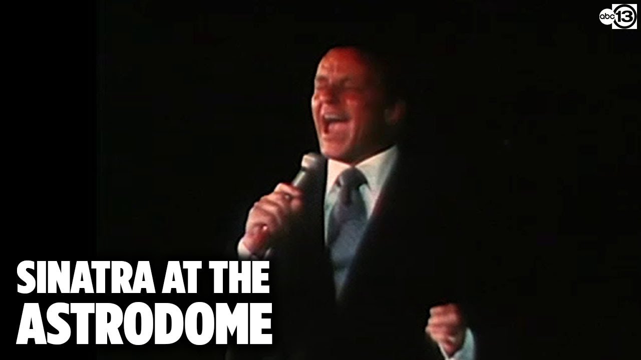 Frank Sinatra sings 'Fly Me to the Moon' at tribute to Apollo 11 astronauts