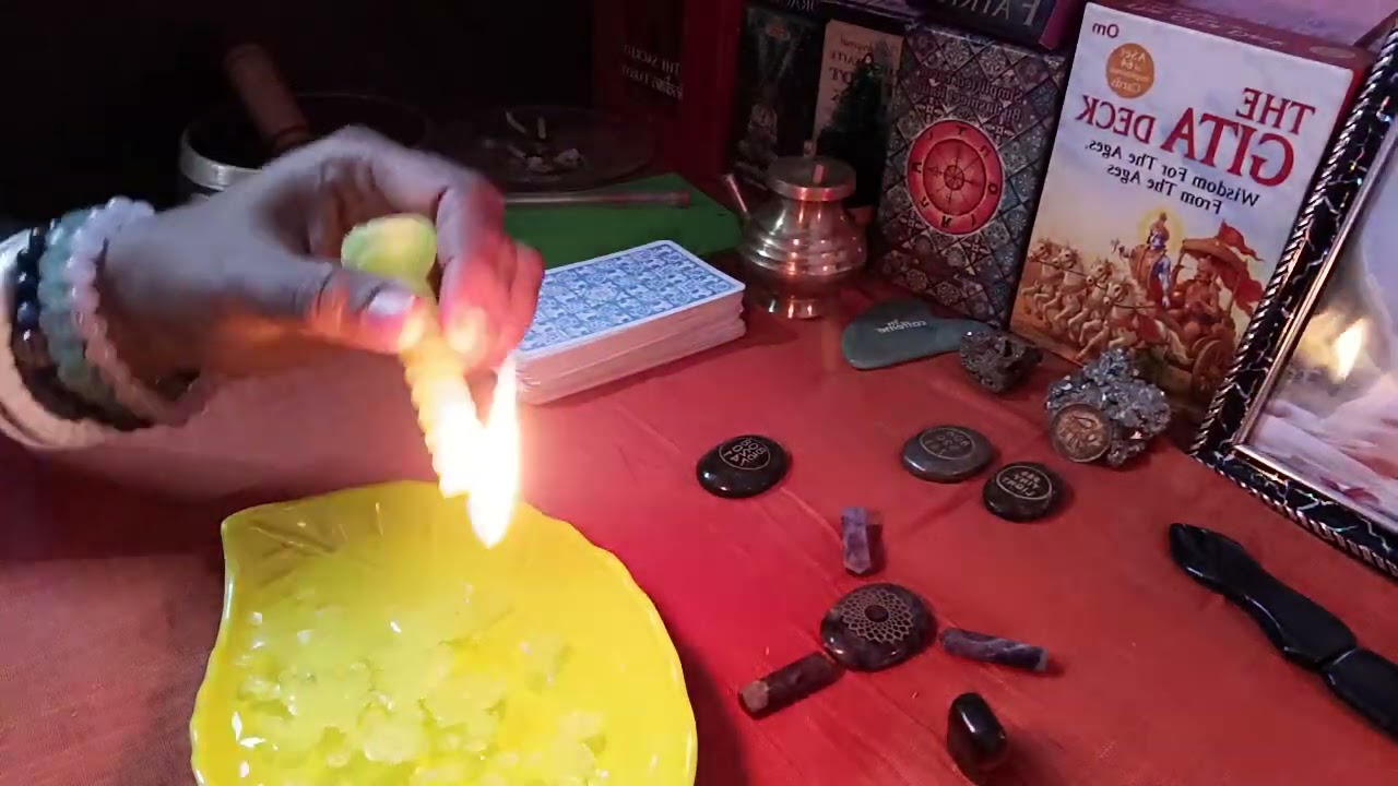 🕯️Univarsal guidance with CANDLE WAX 🕯️