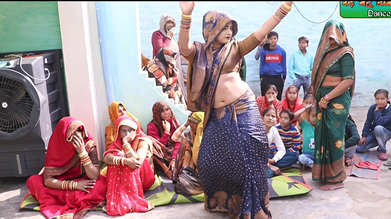 New vairal dance//मेरो कैसे होई गुजारो री मोहि बारों मिलो घर बारों#new dehati nach geet 