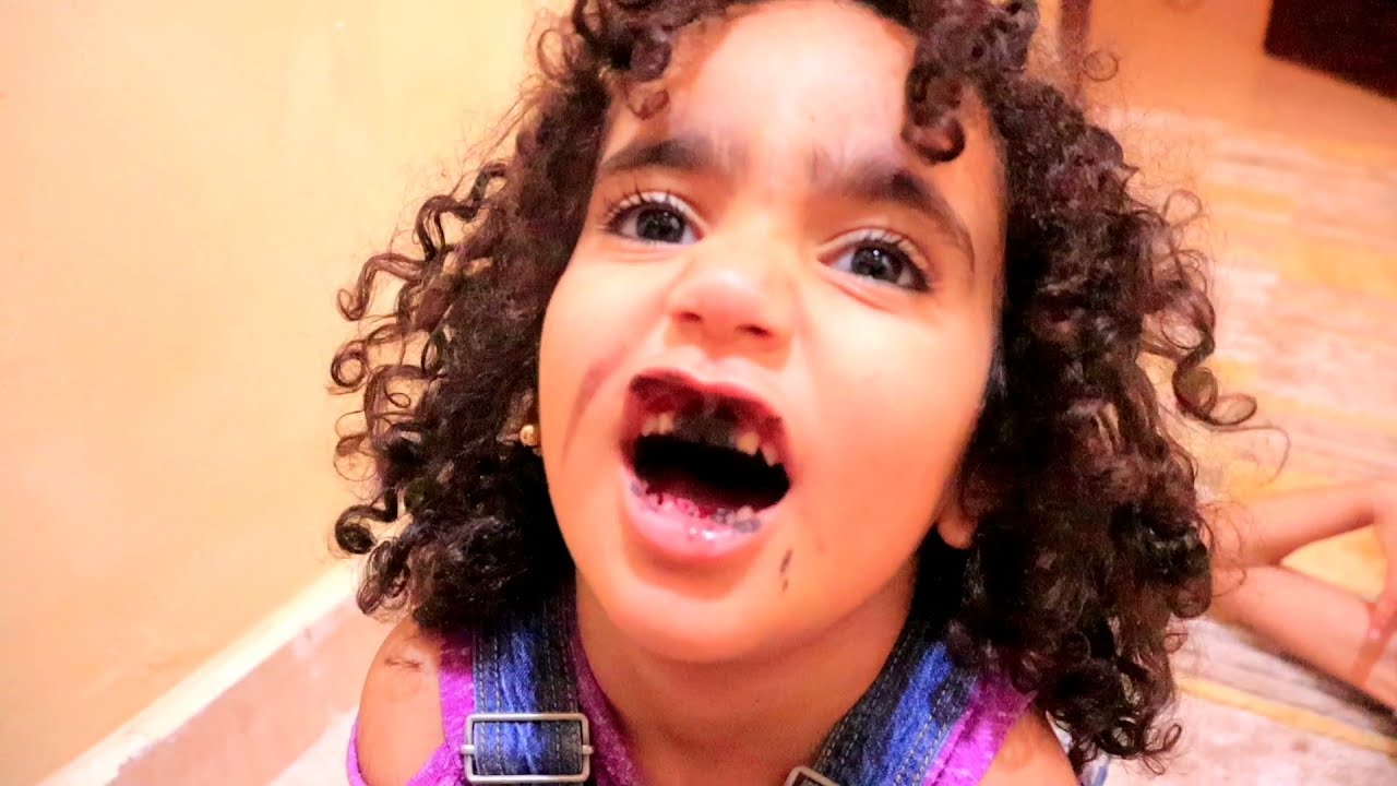 امهم اخذت روزي وجوان ل الطبيب