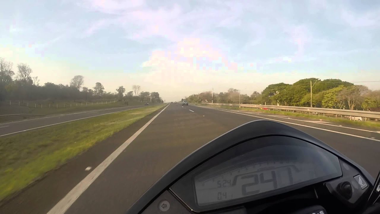 TOP SPEED 252 KM/H HORNET 2014 VS HORNET 2011