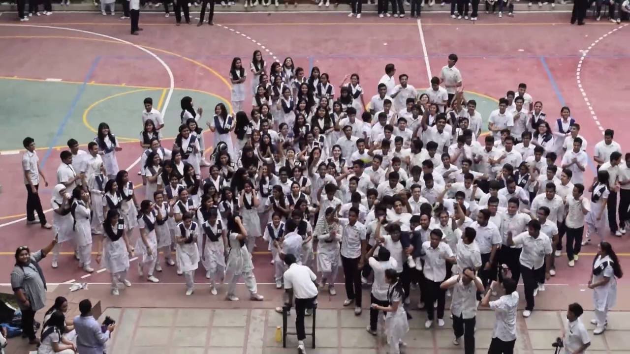 Scholastica Flashmob Class of '15 ft. Panjabi boiZ