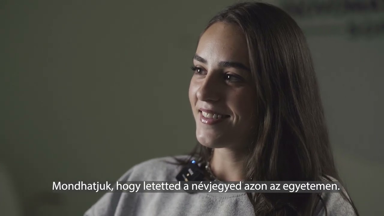 Bemutatjuk/Introducing: Nika Mühl
