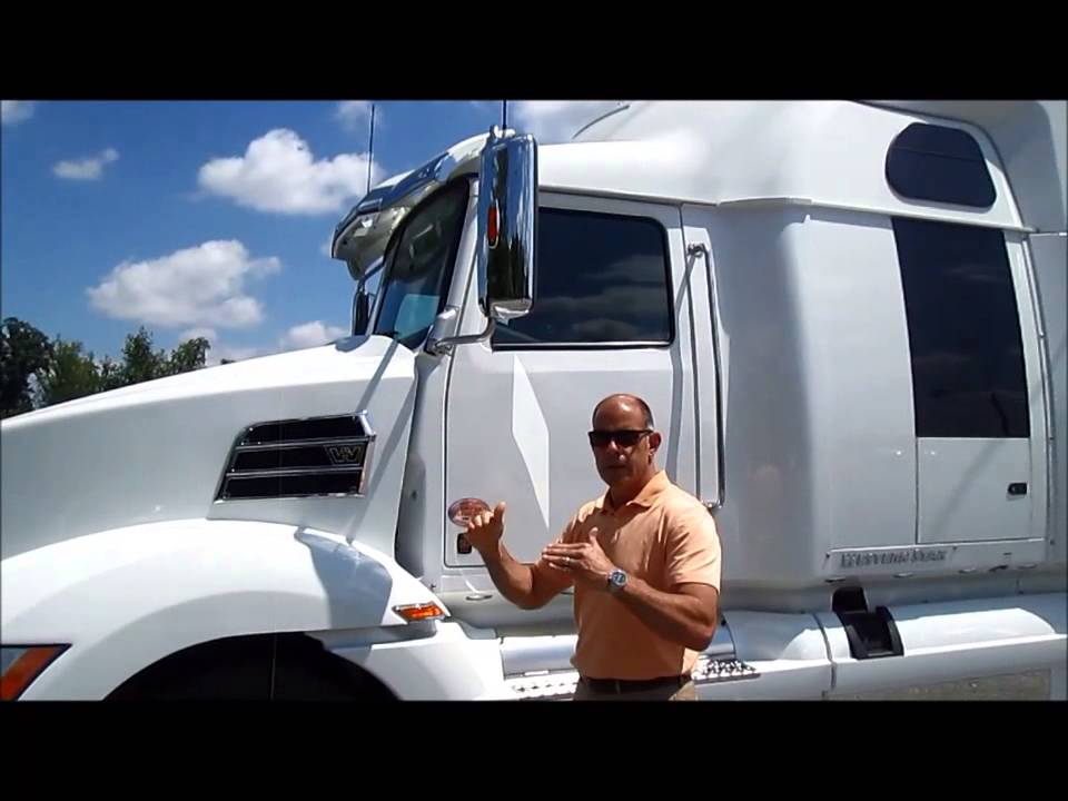 Piedmont Truck Center 2016 Western Star 5700