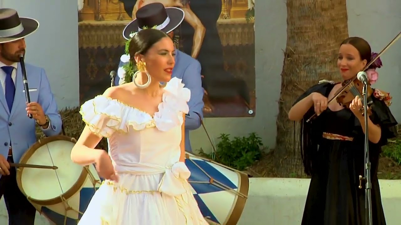 Pase de moda flamenca,   