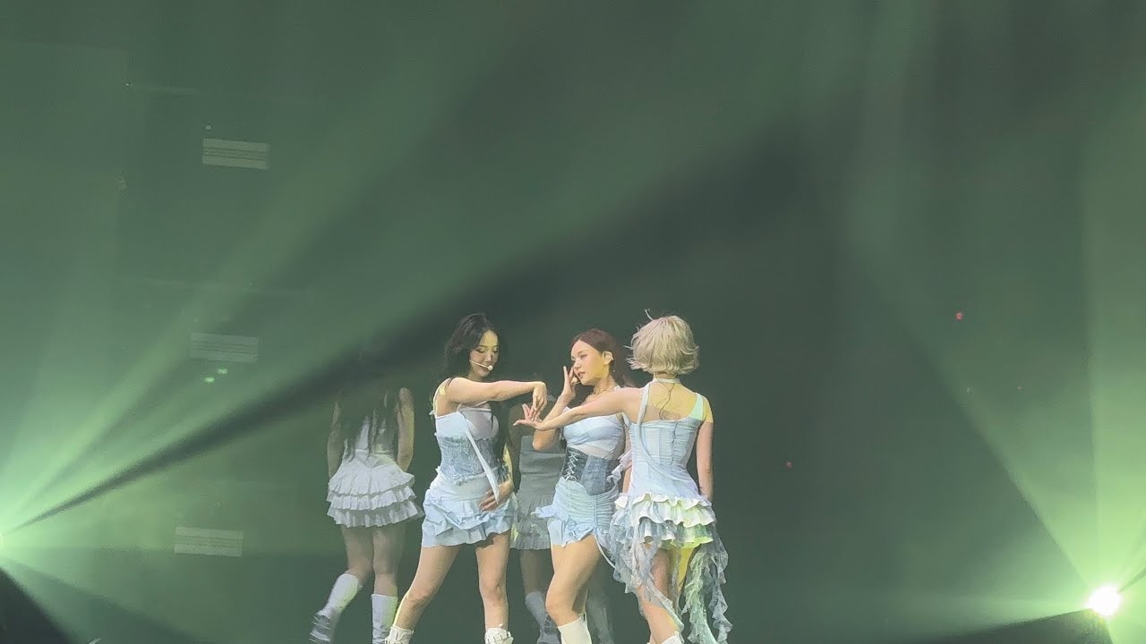 250705 비비지 VIVIZ Love Love Love