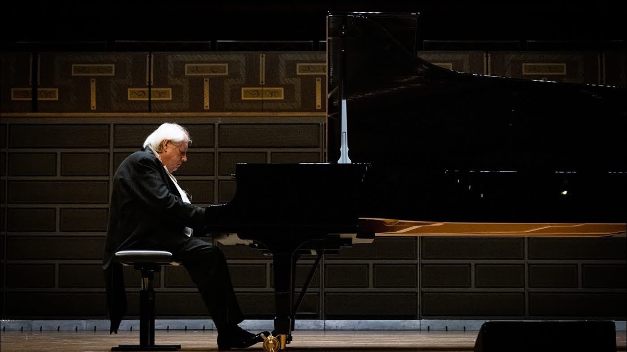 Grigory Sokolov plays Beethoven 6 Bagatellen op. 126