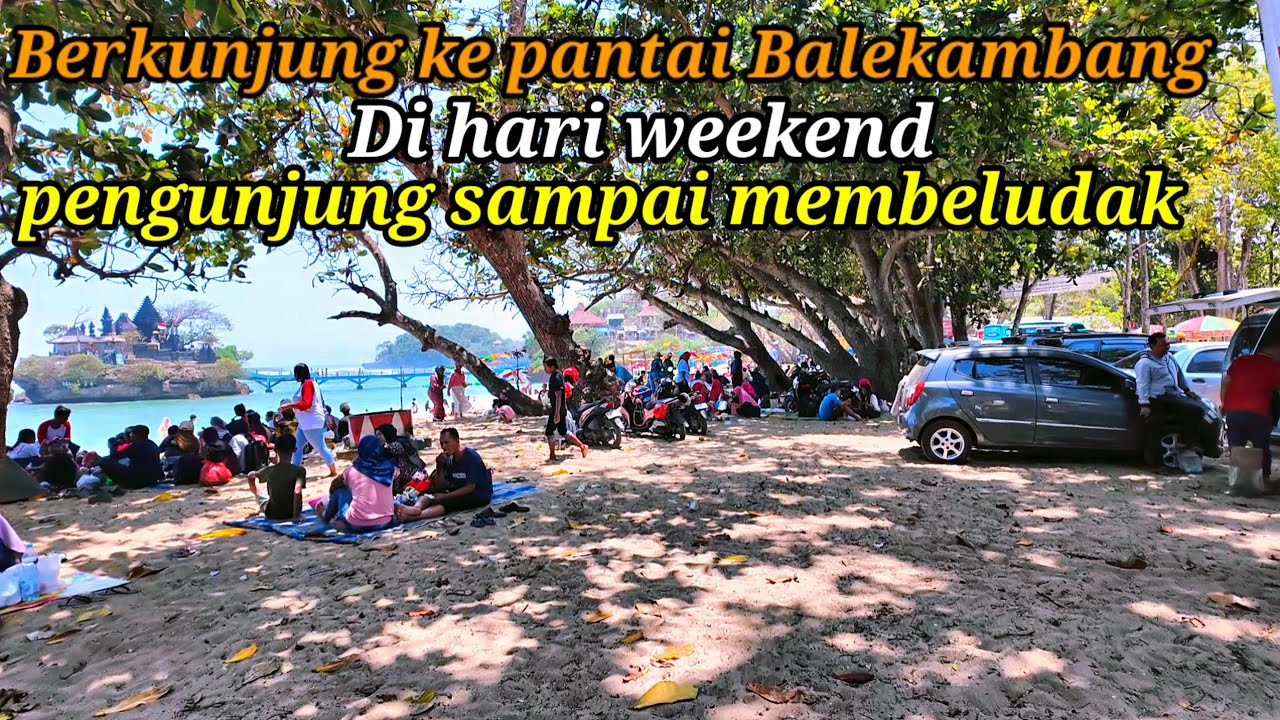 Pantai Balekambang Malang di hari weekend selalu ramai pengunjung