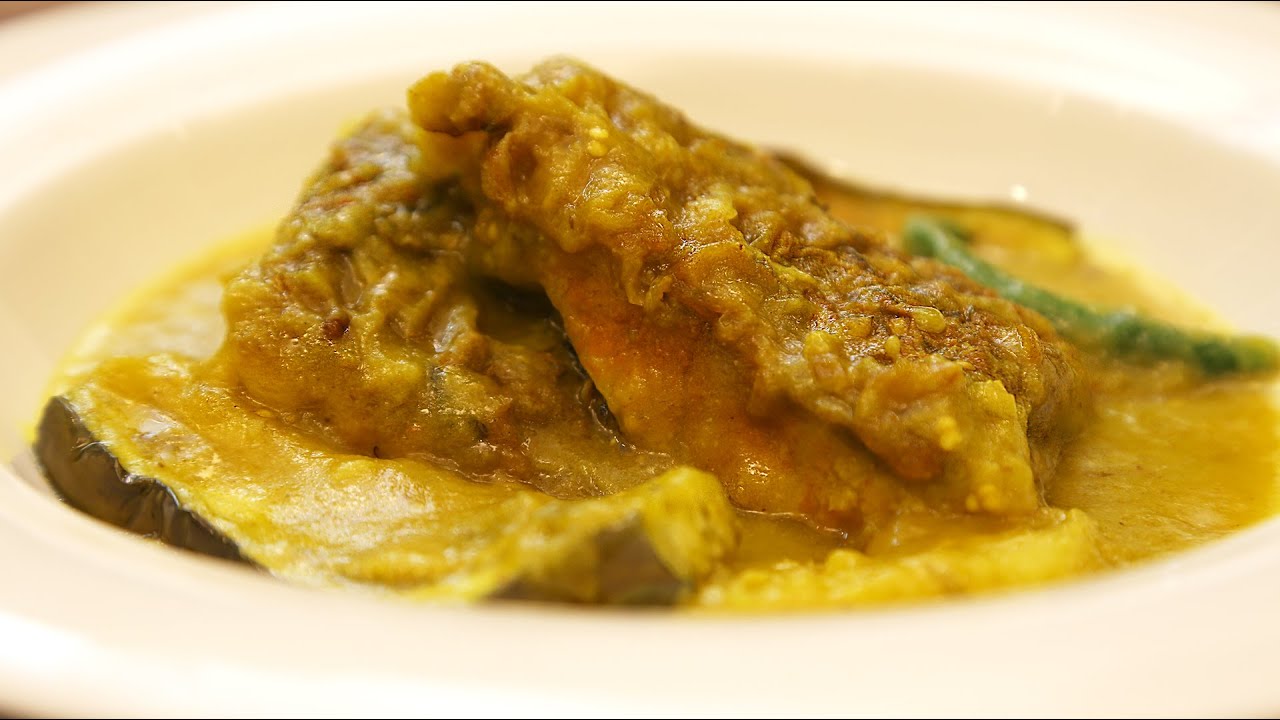 চালের পিটালি দিয়ে মাছের শুক্তো | FISH CURRY WITH RICE FLOUR PASTE | @LostandRareRecipes