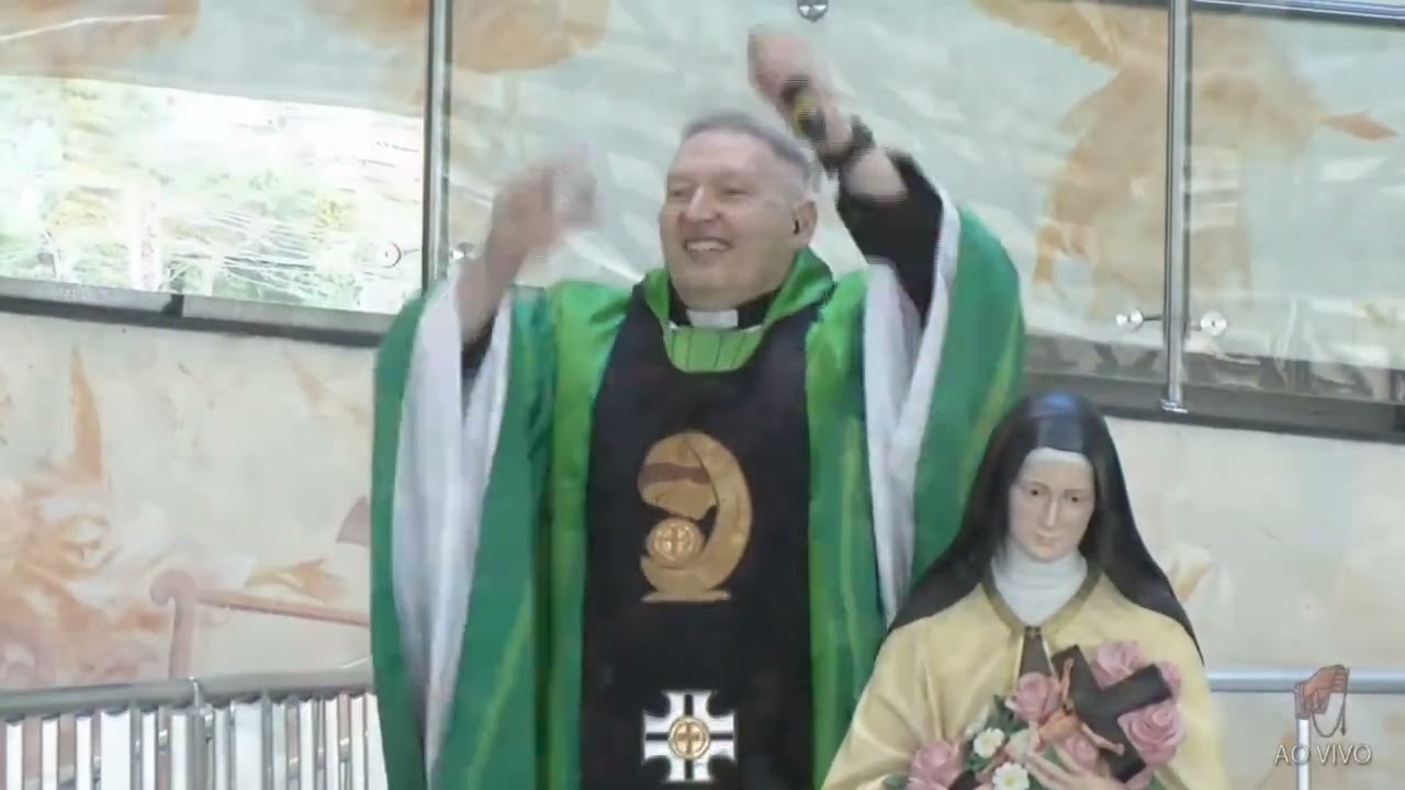 Padre Marcelo Rossi - O nosso general é Cristo/ Quem é Essa que avança como aurora/ Anjos de Deus