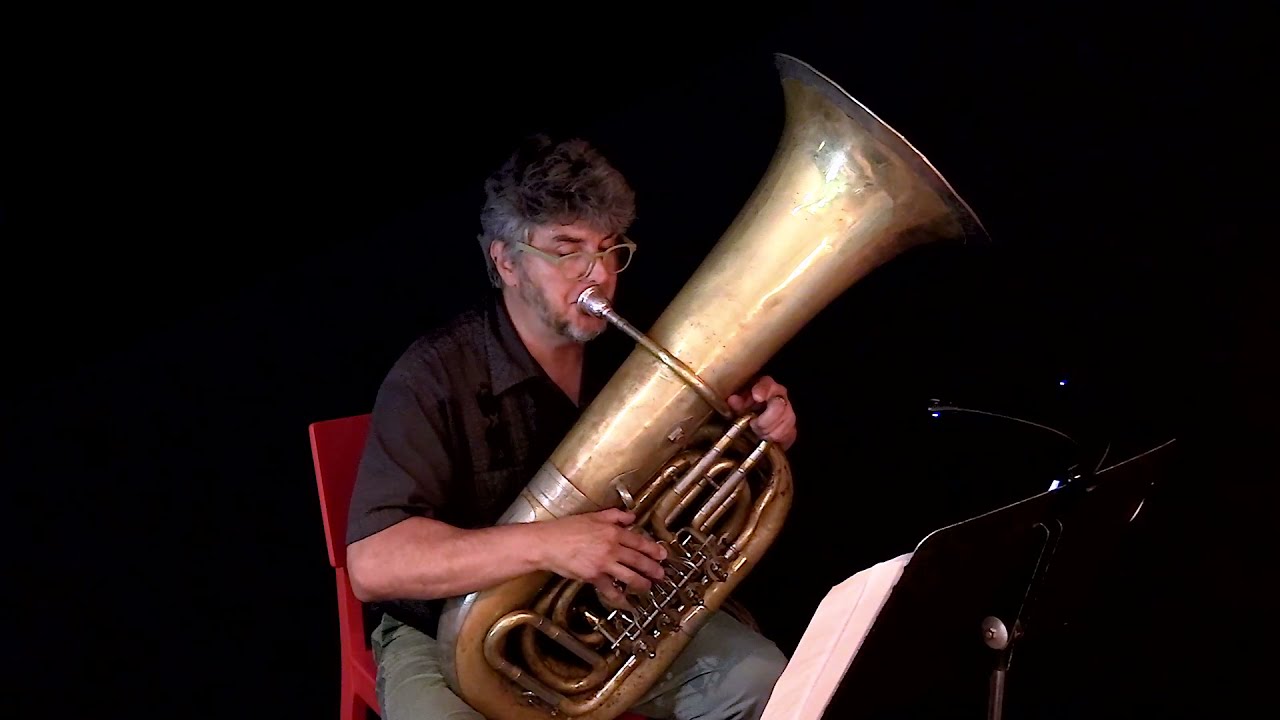 Kinfolk for solo tuba