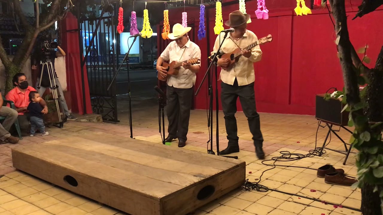 Son de madera LA IGUANA Tereso Vega y Ramón Gutiérrez Hernández Centro cultural “El cason” 27Nov2021