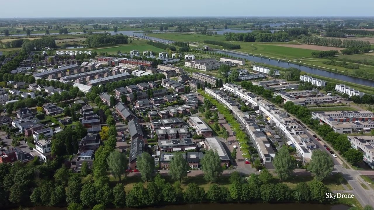 Dronevlucht over EMPEL