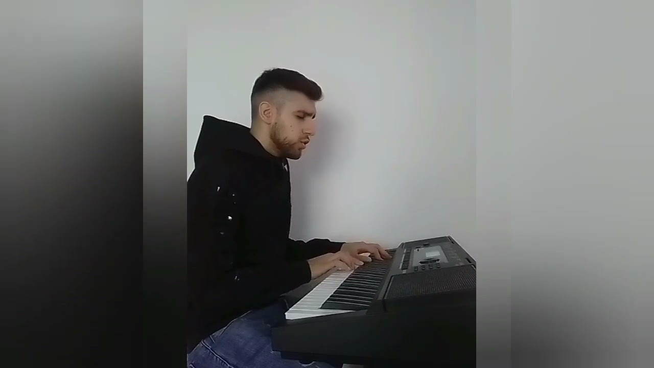 Aleksandar Gajić-Lažo(Lapsus)