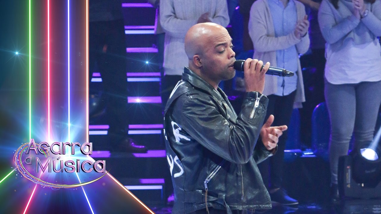 Nelson Freitas canta 