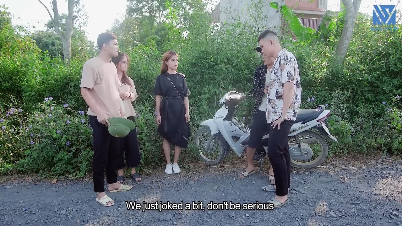 Chủ Tịch Đi Xe Vô Tình Va Phải Vào Bà Bầu Bị Cả Họ Nhà Nạn Nhân Vây Đánh Và Cái Kết - Tập 1437